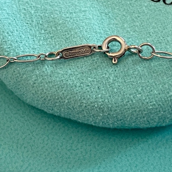 Tiffany White Gold 24” Oval Link Chain Necklace - Picture 6 of 9